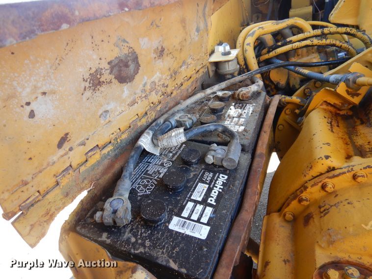 image for item KE9315 1977 Caterpillar 613B  elevating scraper