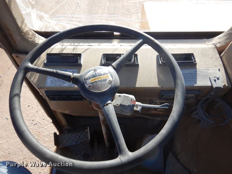 image for item KE9315 1977 Caterpillar 613B  elevating scraper