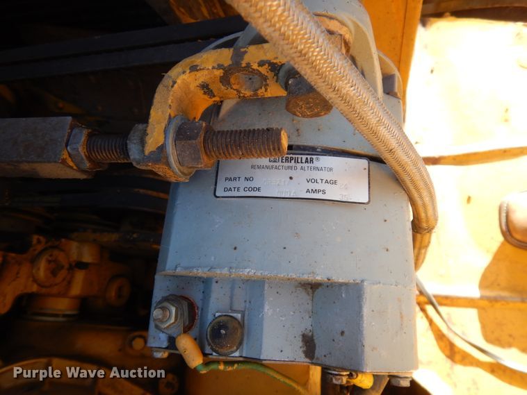 image for item KE9315 1977 Caterpillar 613B  elevating scraper