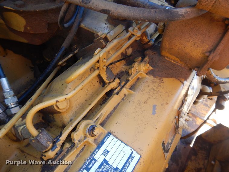 image for item KE9315 1977 Caterpillar 613B  elevating scraper