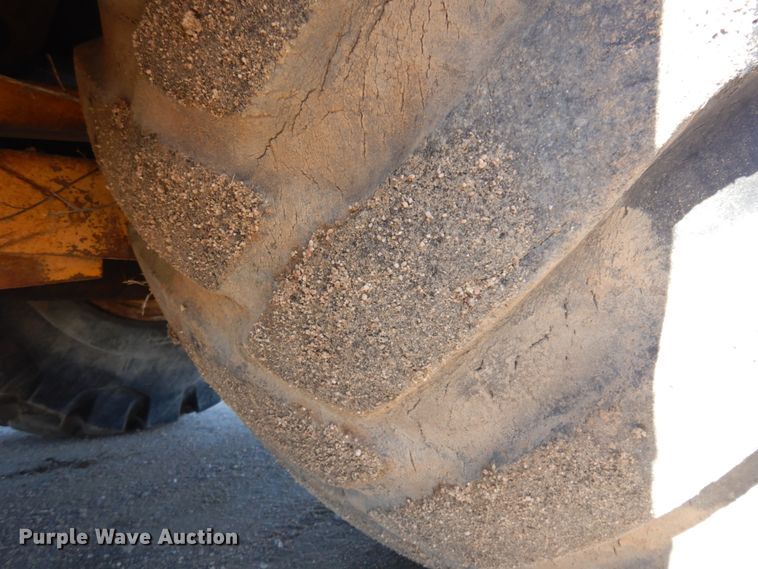 image for item KE9315 1977 Caterpillar 613B  elevating scraper