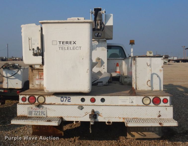image for item KE9316 2005 Ford F450 Super Duty XL  bucket truck