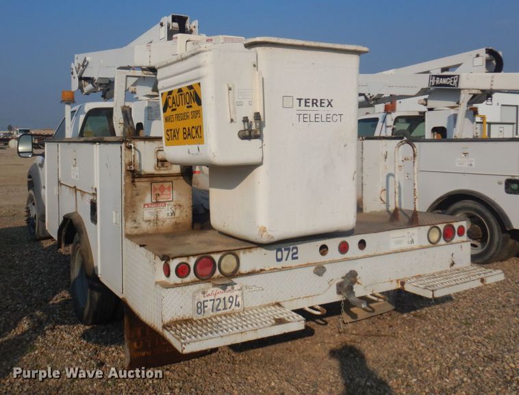 image for item KE9316 2005 Ford F450 Super Duty XL  bucket truck