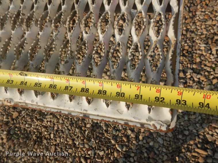 image for item KE9316 2005 Ford F450 Super Duty XL  bucket truck