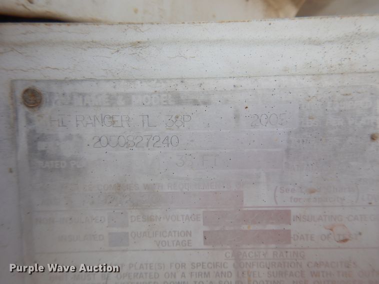 image for item KE9316 2005 Ford F450 Super Duty XL  bucket truck