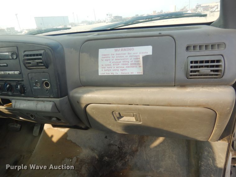 image for item KE9316 2005 Ford F450 Super Duty XL  bucket truck