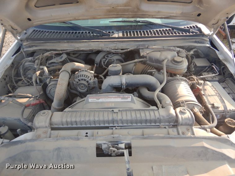 image for item KE9316 2005 Ford F450 Super Duty XL  bucket truck