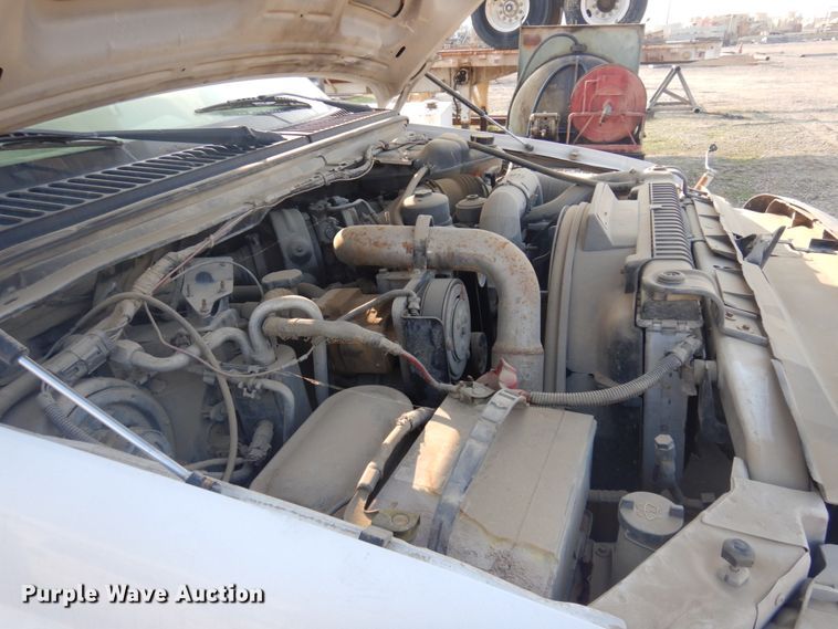 image for item KE9316 2005 Ford F450 Super Duty XL  bucket truck