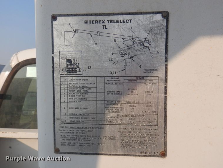 image for item KE9317 2005 Ford F450 Super Duty XL  bucket truck