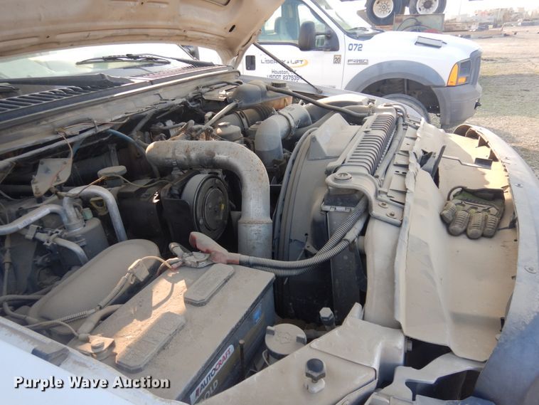 image for item KE9317 2005 Ford F450 Super Duty XL  bucket truck