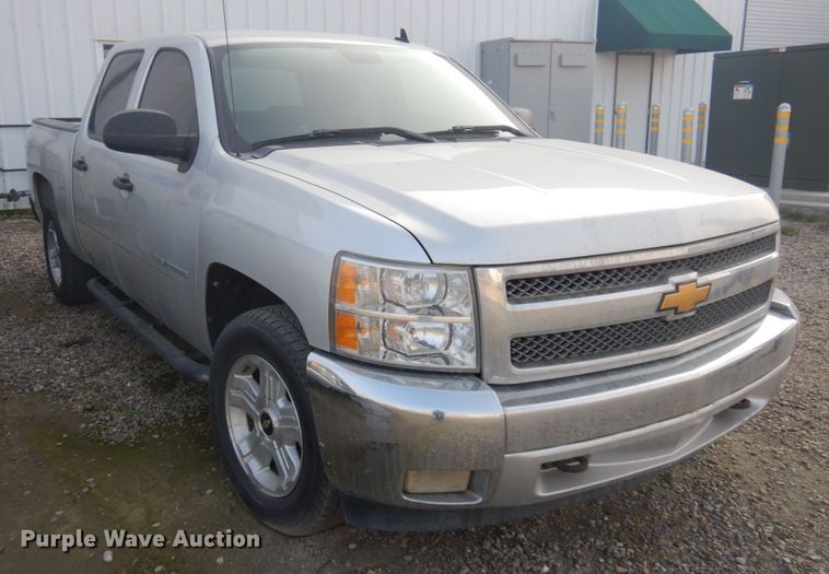 image for item KE9318 2012 Chevrolet Silverado 1500 LT  Crew Cab pickup truck