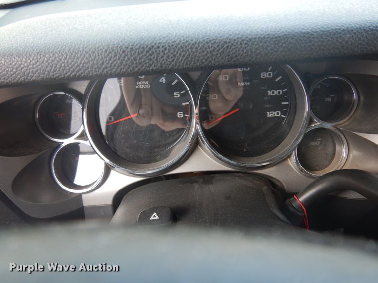 image for item KE9318 2012 Chevrolet Silverado 1500 LT  Crew Cab pickup truck