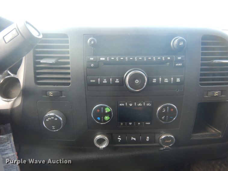 image for item KE9318 2012 Chevrolet Silverado 1500 LT  Crew Cab pickup truck