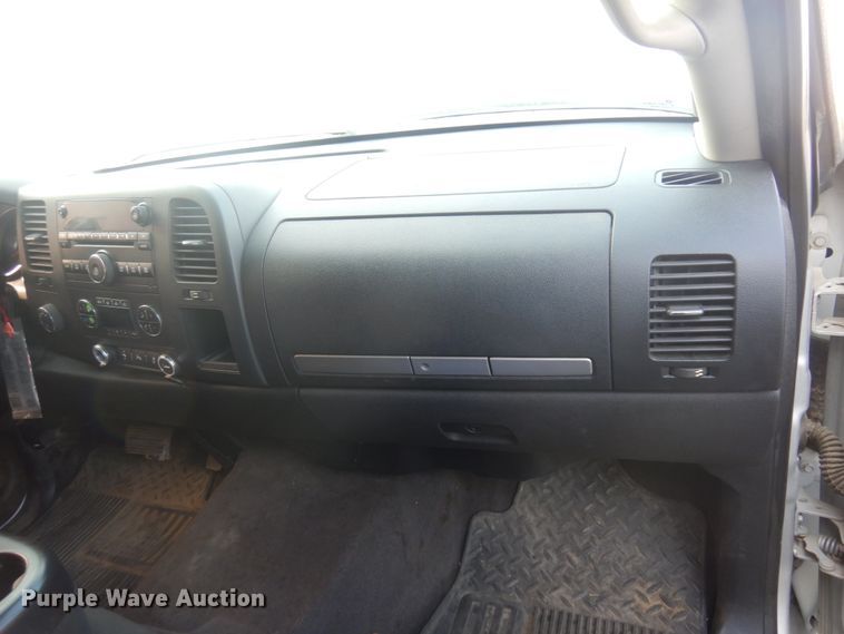 image for item KE9318 2012 Chevrolet Silverado 1500 LT  Crew Cab pickup truck