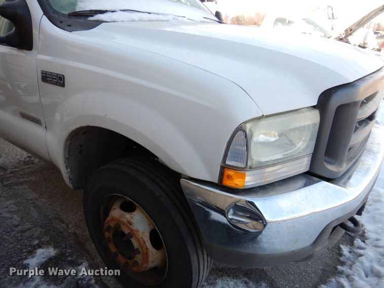 image for item KH9024 2004 Ford F550 Super Duty  flatbed truck