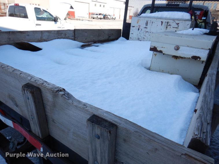 image for item KH9024 2004 Ford F550 Super Duty  flatbed truck