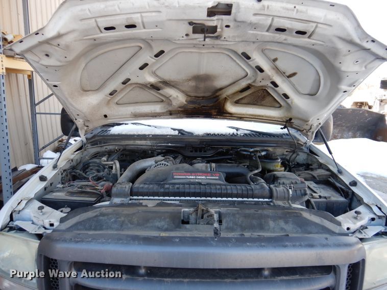 image for item KH9024 2004 Ford F550 Super Duty  flatbed truck