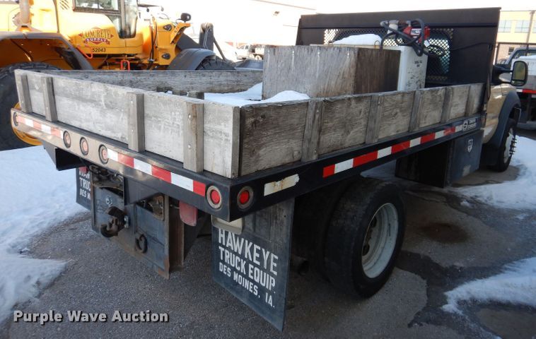 image for item KH9025 2007 Ford F450 Super Duty XL  flatbed truck