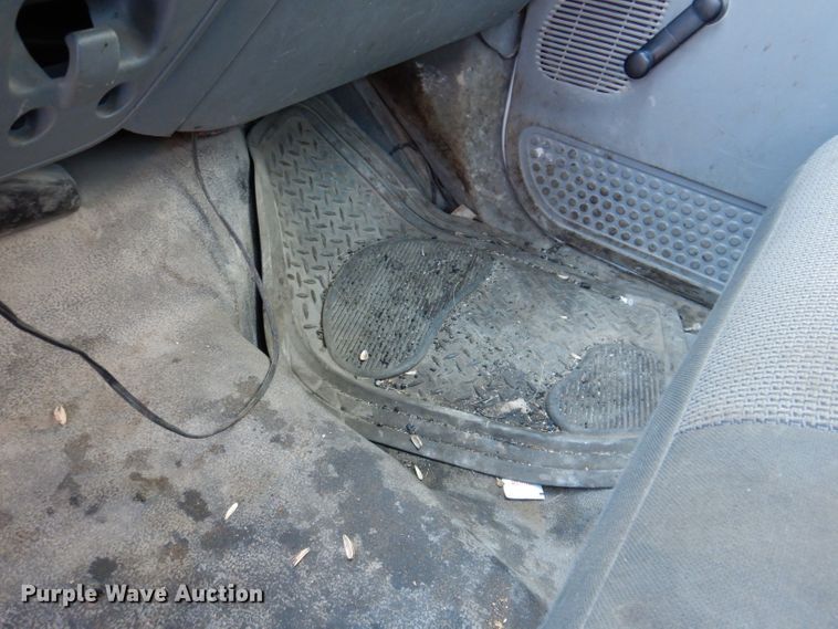 image for item KH9025 2007 Ford F450 Super Duty XL  flatbed truck