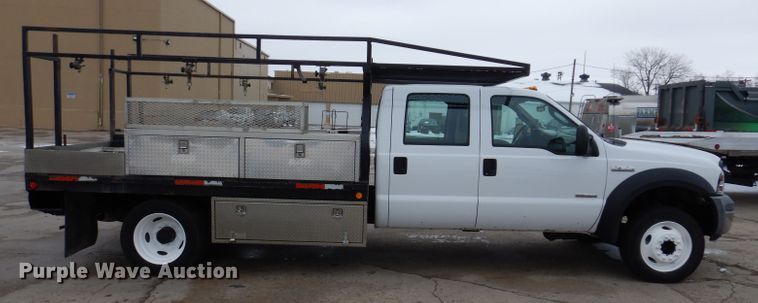 image for item KH9028 2006 Ford F450 Super Duty XL  Crew Cab flatbed truck