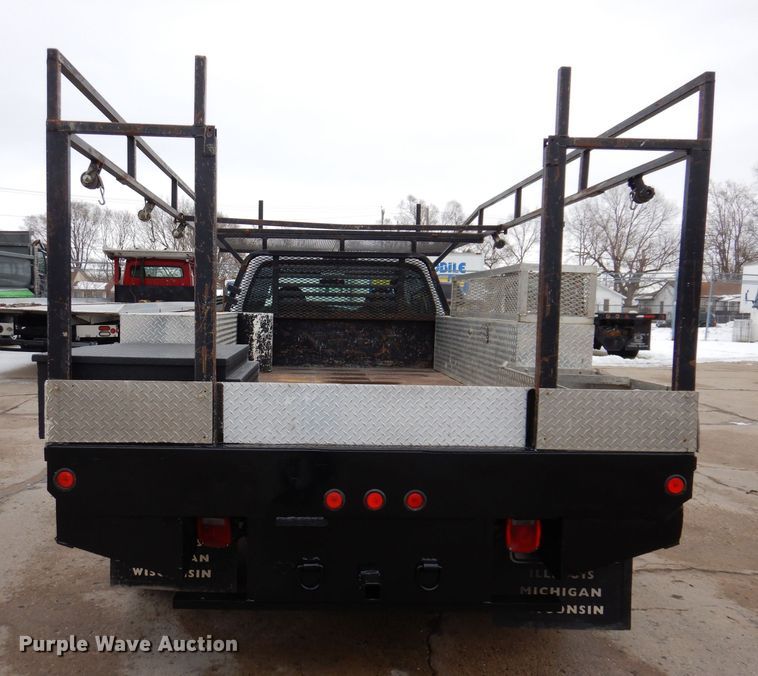 image for item KH9028 2006 Ford F450 Super Duty XL  Crew Cab flatbed truck