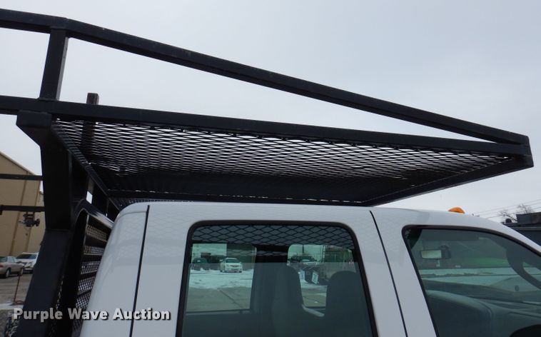 image for item KH9028 2006 Ford F450 Super Duty XL  Crew Cab flatbed truck