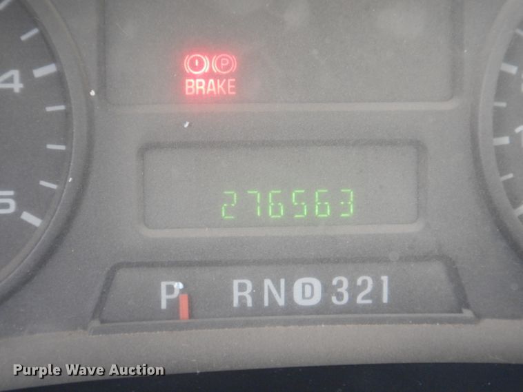 image for item KH9028 2006 Ford F450 Super Duty XL  Crew Cab flatbed truck