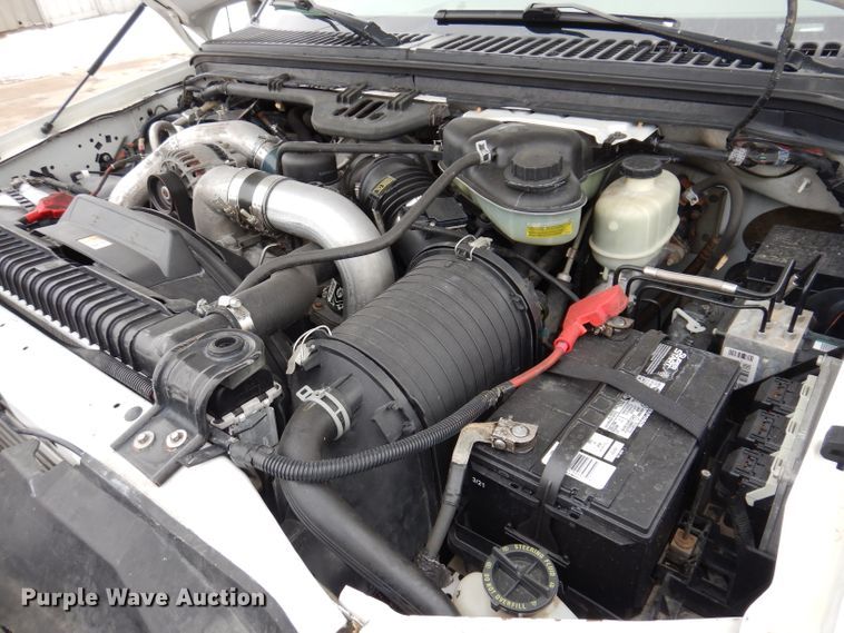 image for item KH9028 2006 Ford F450 Super Duty XL  Crew Cab flatbed truck