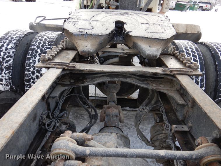 image for item KH9031 2009 Mack CXU613  semi truck