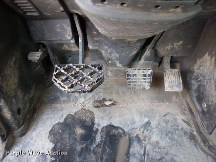 image for item KH9031 2009 Mack CXU613  semi truck