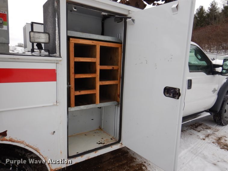 image for item KH9032 2013 Ford F450 Super Duty  SuperCab utility / service truck