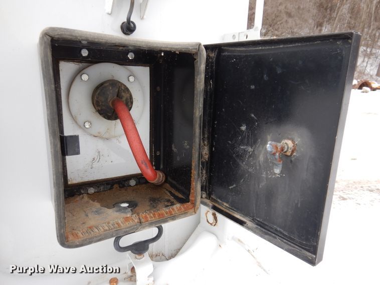 image for item KH9032 2013 Ford F450 Super Duty  SuperCab utility / service truck