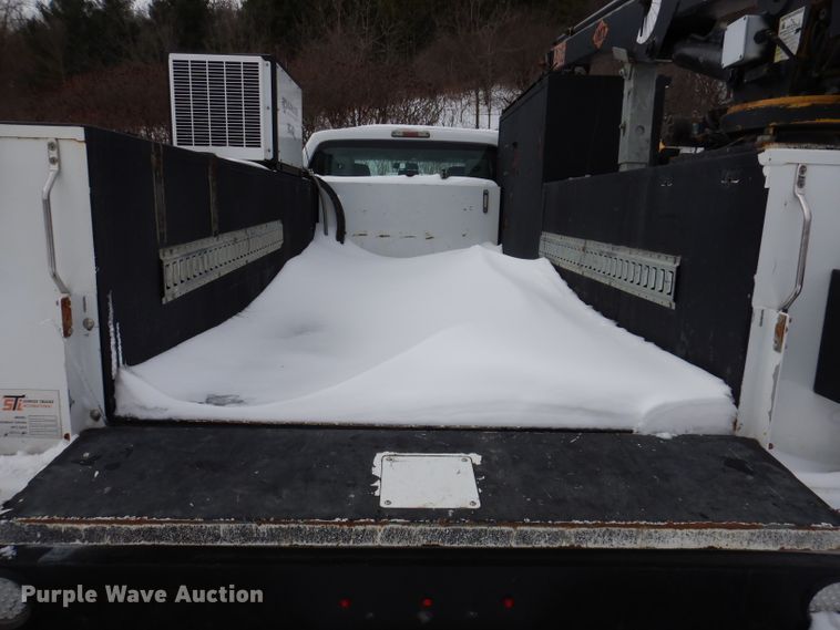 image for item KH9032 2013 Ford F450 Super Duty  SuperCab utility / service truck