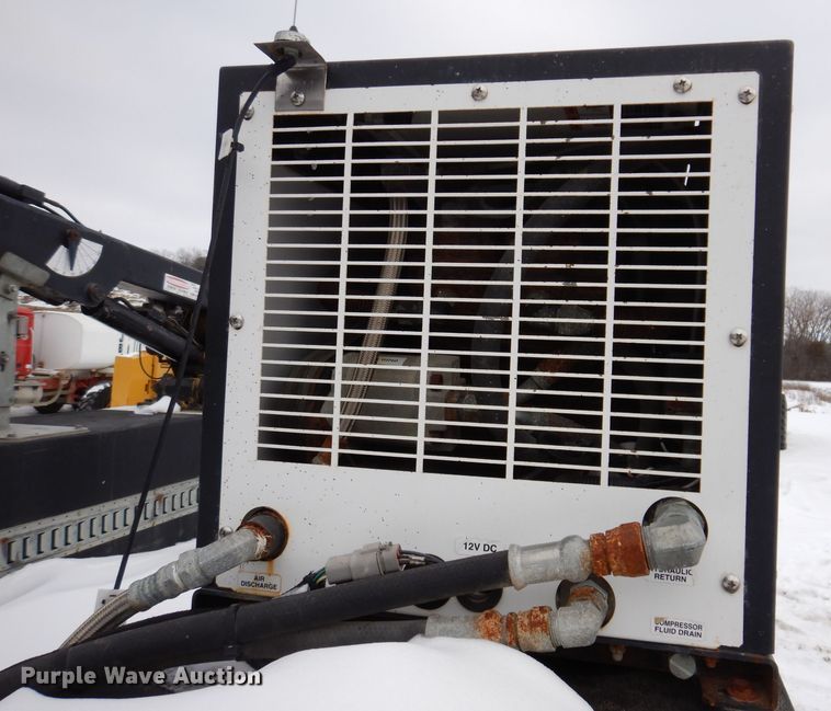 image for item KH9032 2013 Ford F450 Super Duty  SuperCab utility / service truck