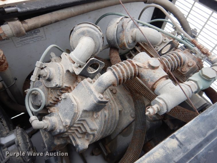 image for item KH9032 2013 Ford F450 Super Duty  SuperCab utility / service truck