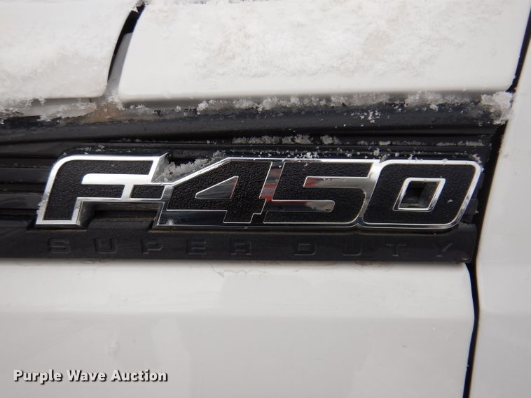 image for item KH9032 2013 Ford F450 Super Duty  SuperCab utility / service truck