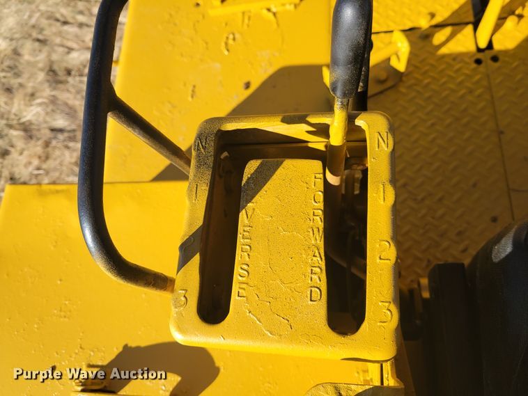 image for item KH9837 1971 Caterpillar D8H  dozer