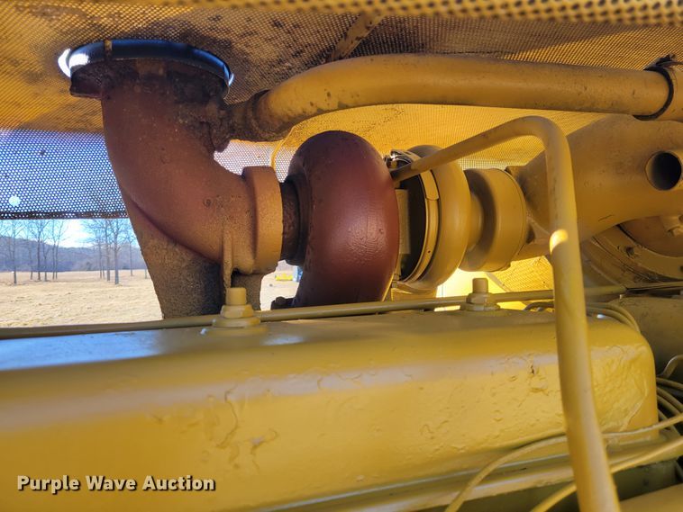 image for item KH9837 1971 Caterpillar D8H  dozer