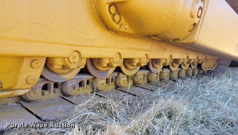image for item KH9837 1971 Caterpillar D8H  dozer