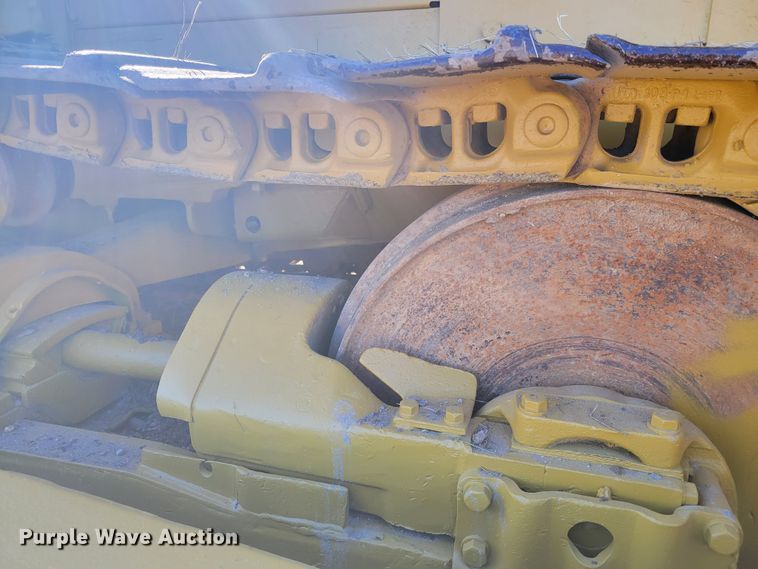 image for item KH9837 1971 Caterpillar D8H  dozer