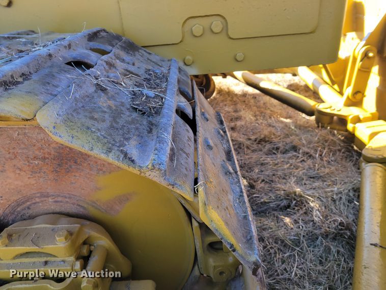 image for item KH9837 1971 Caterpillar D8H  dozer