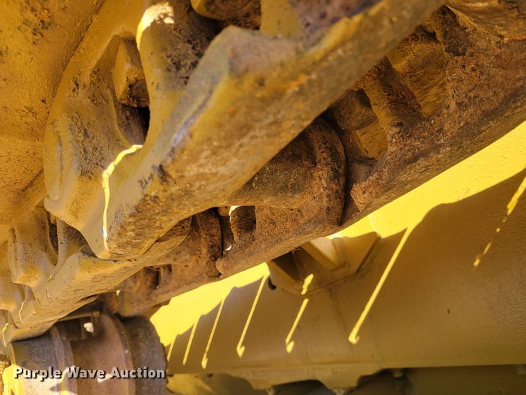 image for item KH9837 1971 Caterpillar D8H  dozer