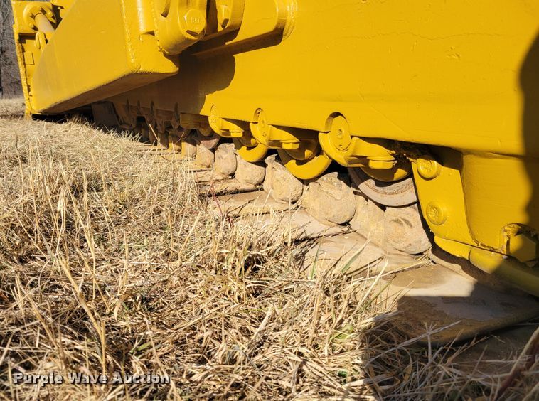 image for item KH9837 1971 Caterpillar D8H  dozer