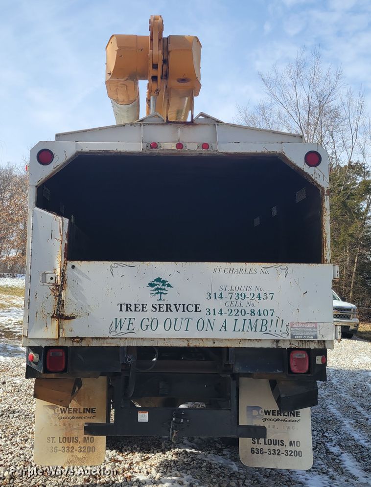 image for item KH9855 1997 GMC C7500  forestry bucket truck