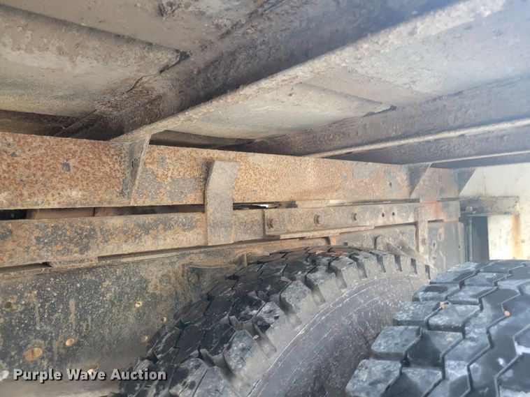 image for item KH9855 1997 GMC C7500  forestry bucket truck