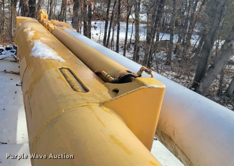 image for item KH9855 1997 GMC C7500  forestry bucket truck