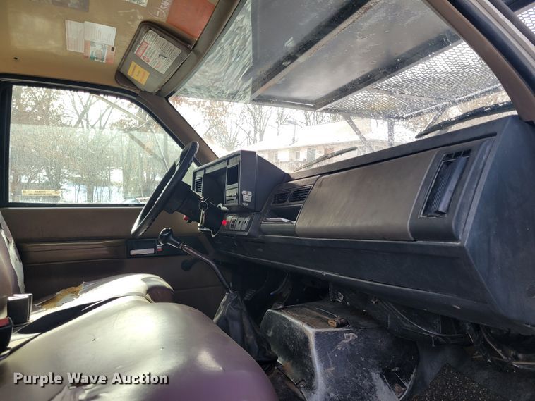 image for item KH9855 1997 GMC C7500  forestry bucket truck