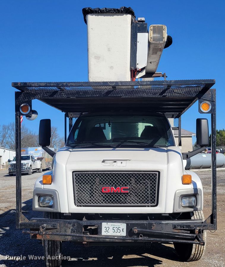 image for item KH9890 2008 GMC C7500  forestry bucket truck