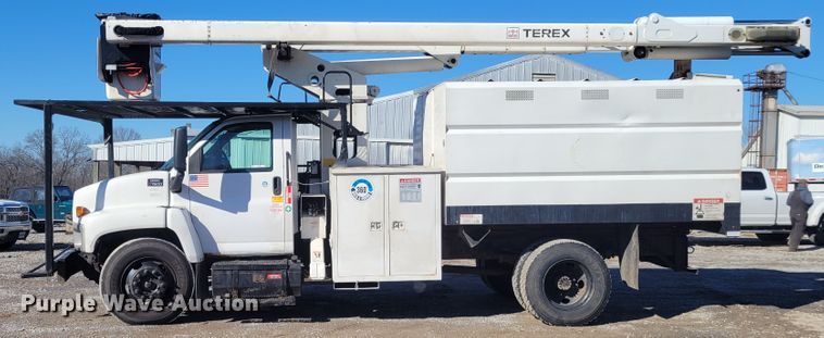 image for item KH9890 2008 GMC C7500  forestry bucket truck