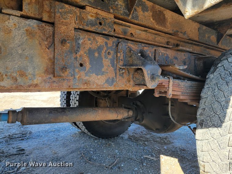 image for item KH9890 2008 GMC C7500  forestry bucket truck